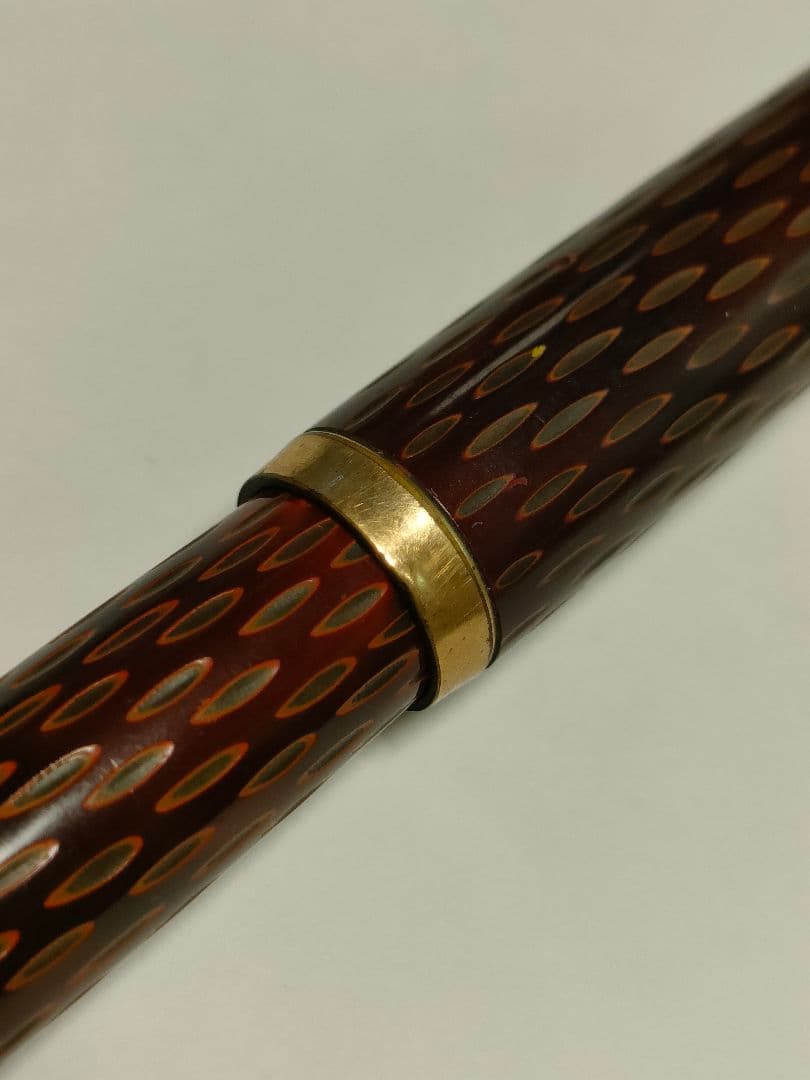 《*え様 四菱　万年筆　14KT 鎌倉彫　ペン先14金　R14K