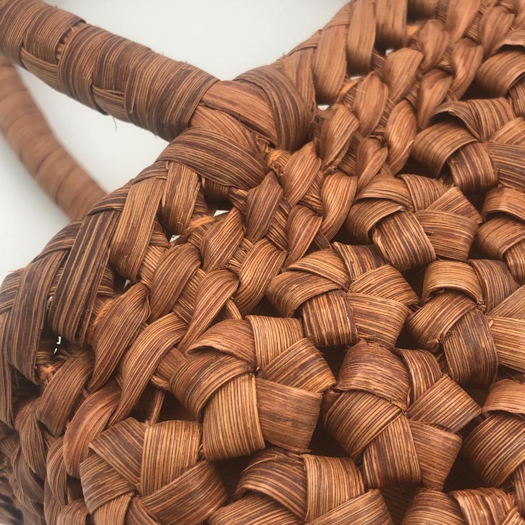 桜　山葡萄バッグ　六角編み　削皮　ハンドバッグ　新品　籠バッグ　日本企画