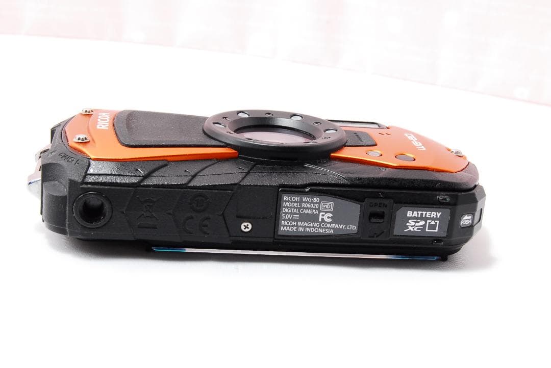 〓14m防水/1.6m耐衝撃〓リコー RICOH WG-80