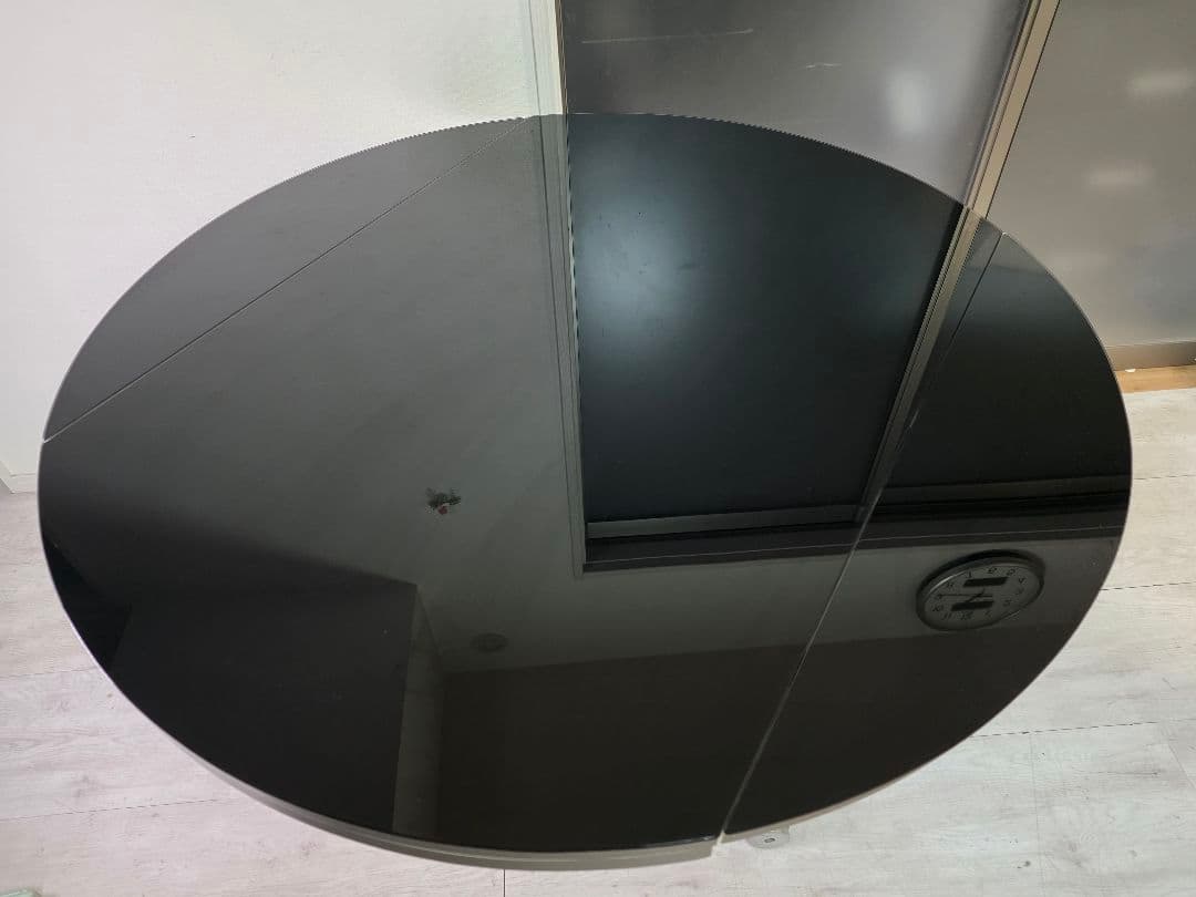 ガス圧式昇降式　拡張式天板折りたたみ式サイドテーブル　円型ガラステーブル