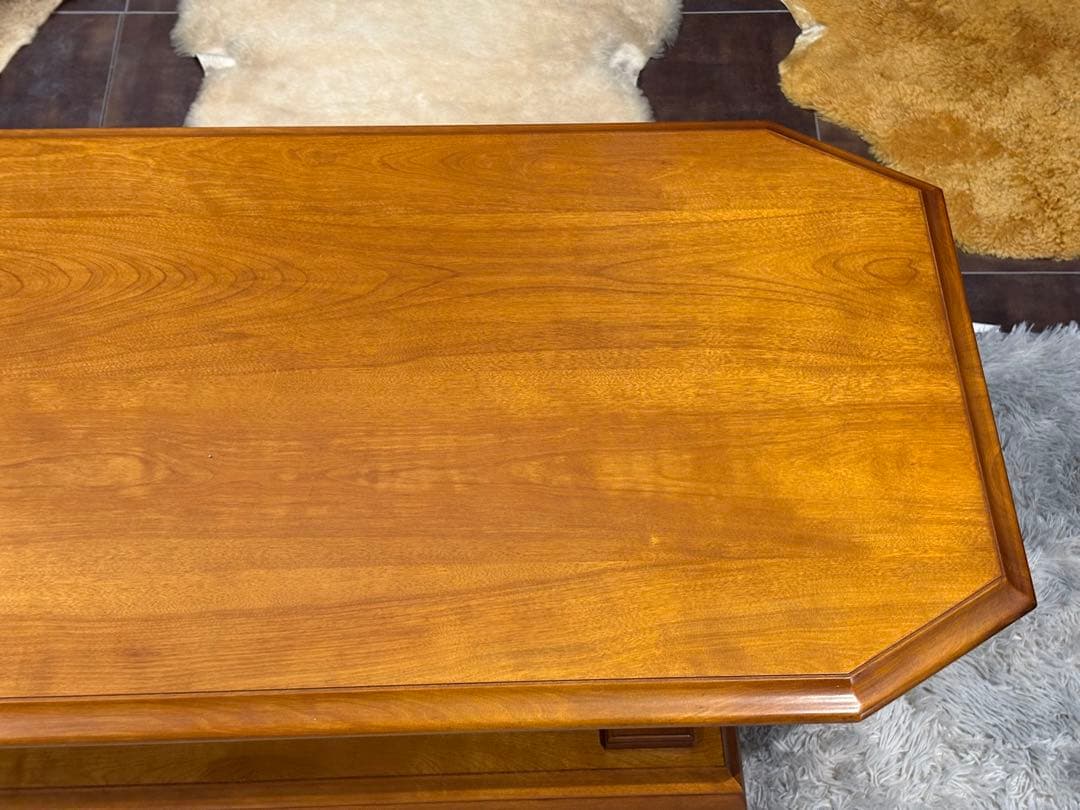 クラシック　横浜ダニエル　ローテーブル　センターテーブル　クーガー　YZ