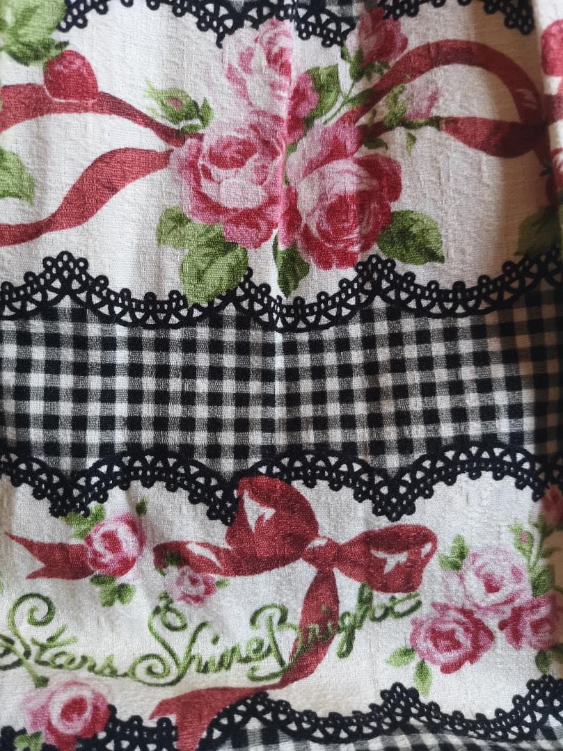 ベイビーザスターズシャインブライト　ギンガムチェック　クロ　バラ