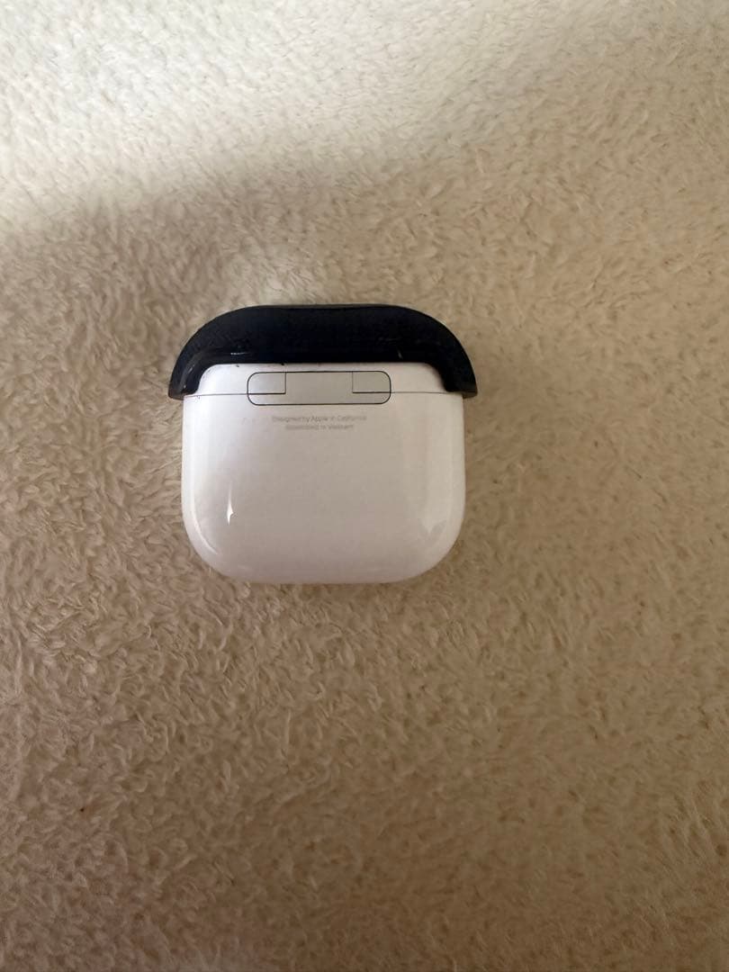 ゆ*ん様 AirPods 4 ノイズキャンセリング搭載