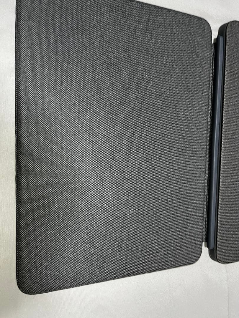 Logicool キーボードCombo Touch iPad Pro 11