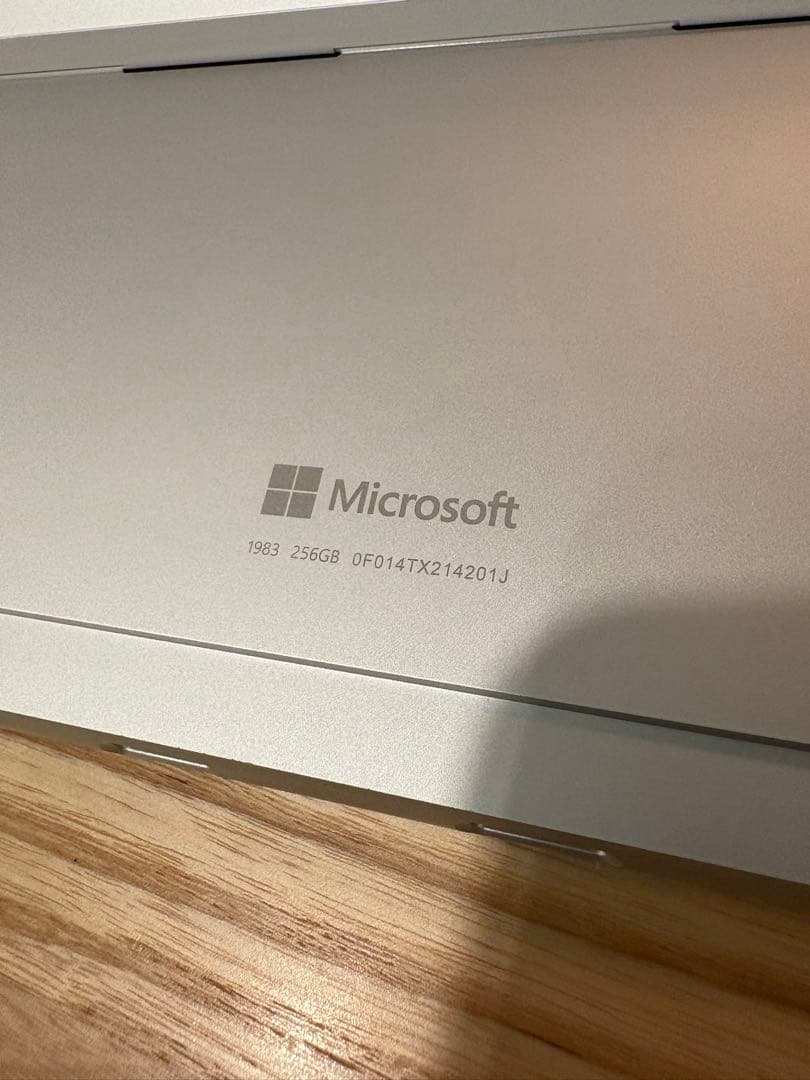 surface pro8 8GB 256 13インチ　純正キーボード　赤