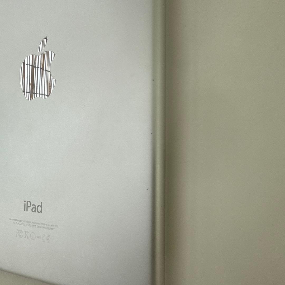 【美品】iPad mini4 128GB シルバー