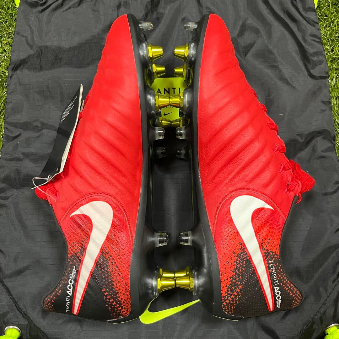 サッカースパイク ナイキ ティエンポ レジェンド Ⅶ SG-PRO AC