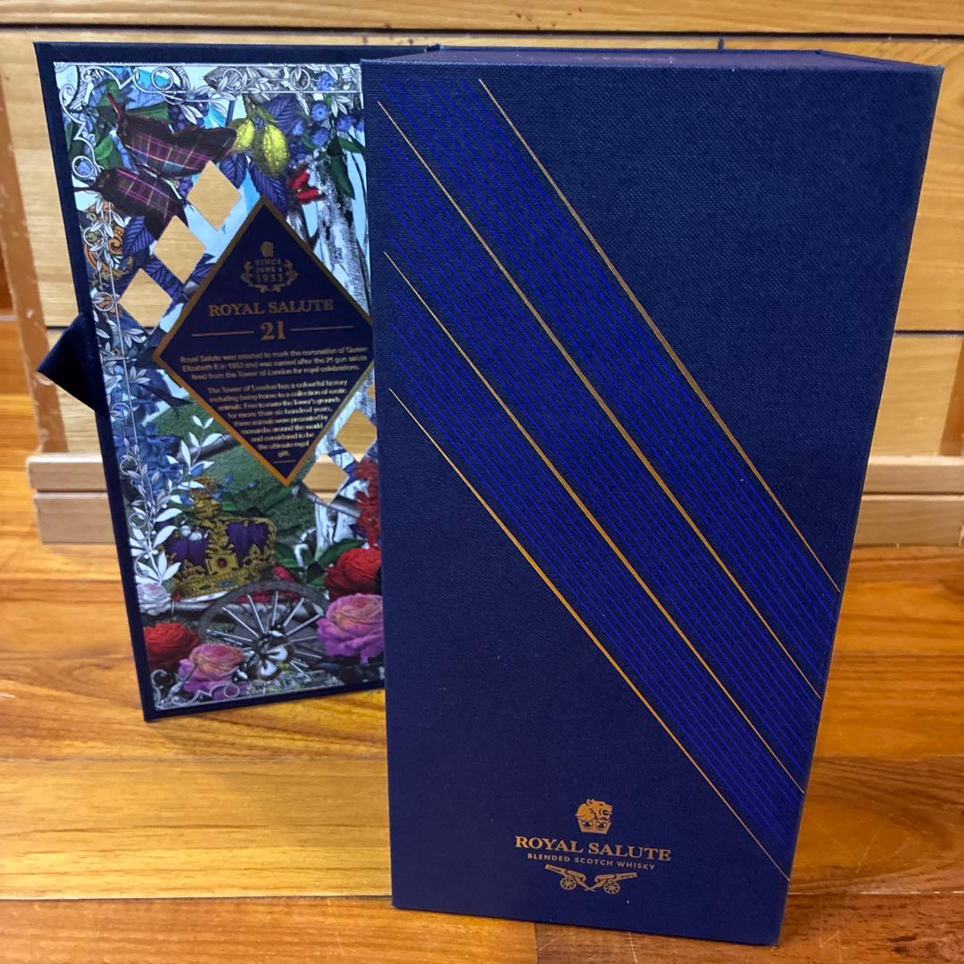 ロイヤルサルート　21