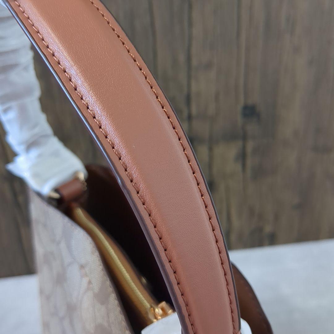 【新品】COACH　スモール タウン バケット バッグ シグネチャー キャンバス