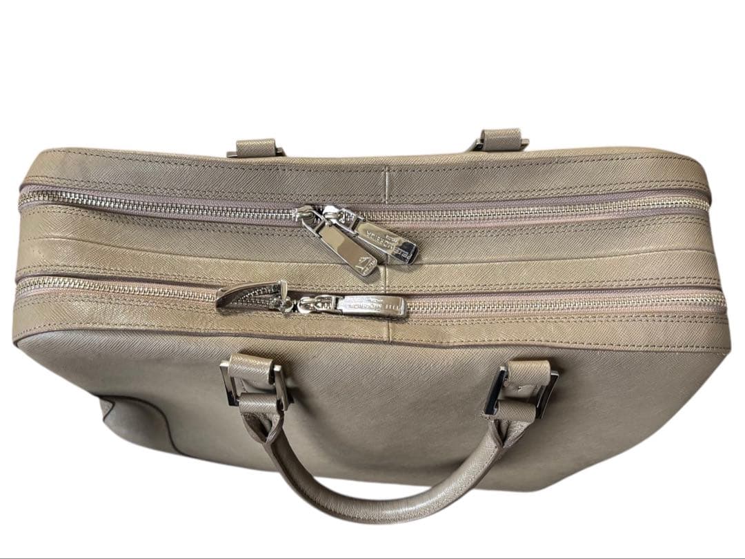 【美品】ペッレモルビダ　キャピターノ 2室タイプ 2way ブリーフケース