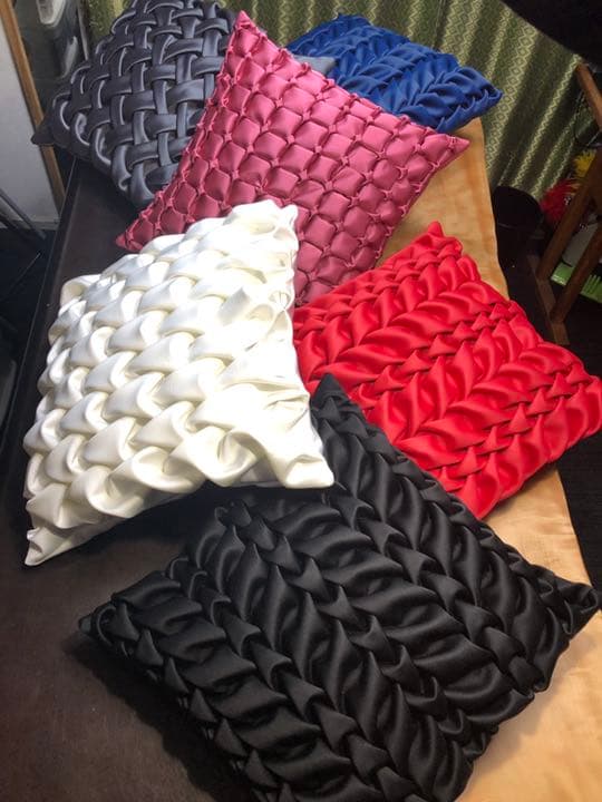 クッションカバー　【赤】