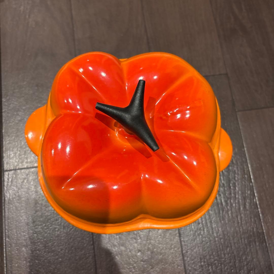 パプリカ型ホーロー鍋 オレンジ