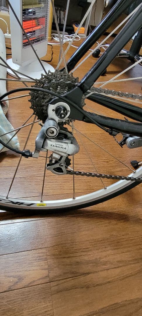 BASSOロードバイク浜松市内引き取り限定。即買い禁止。購入前にコメント下さい。