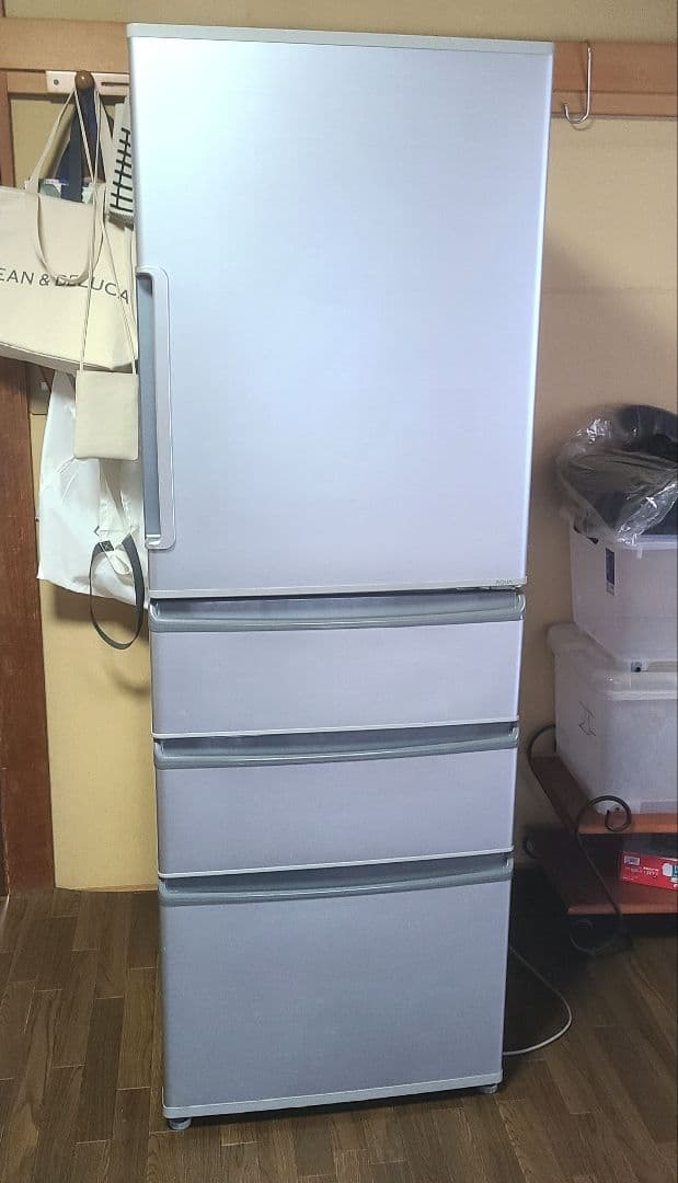 関東　送料無料　2017年AQUA 　冷蔵庫 AQR-361E(S) 355L