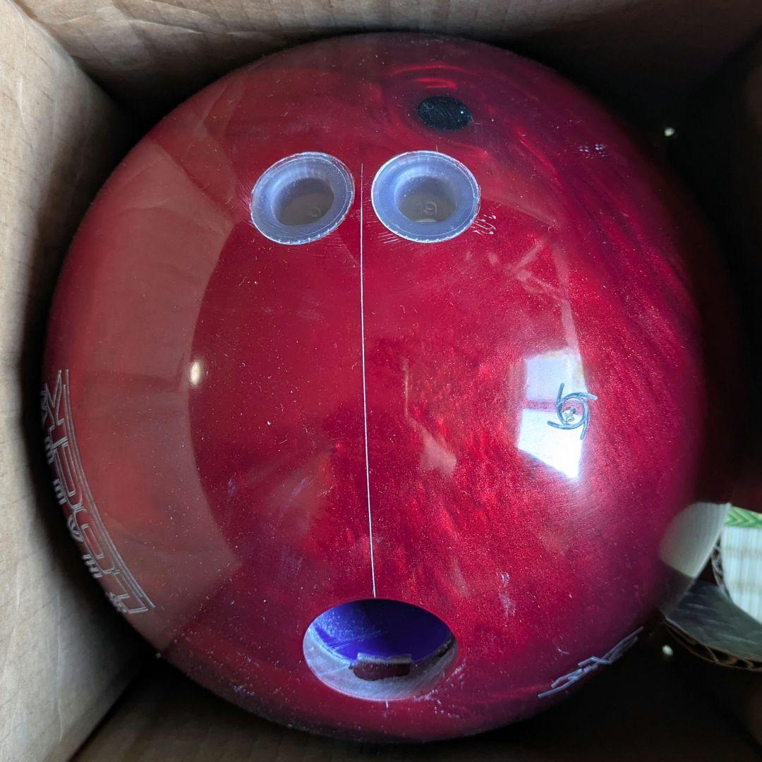 SHADOW LOCK 15P ボウリングボール レッド