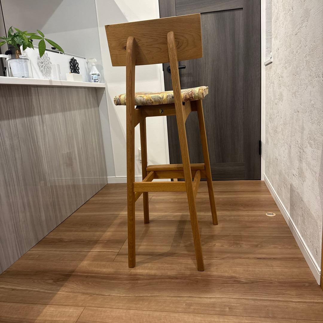 ナチュラルウッド バースツール 花柄クッション　飛騨産業