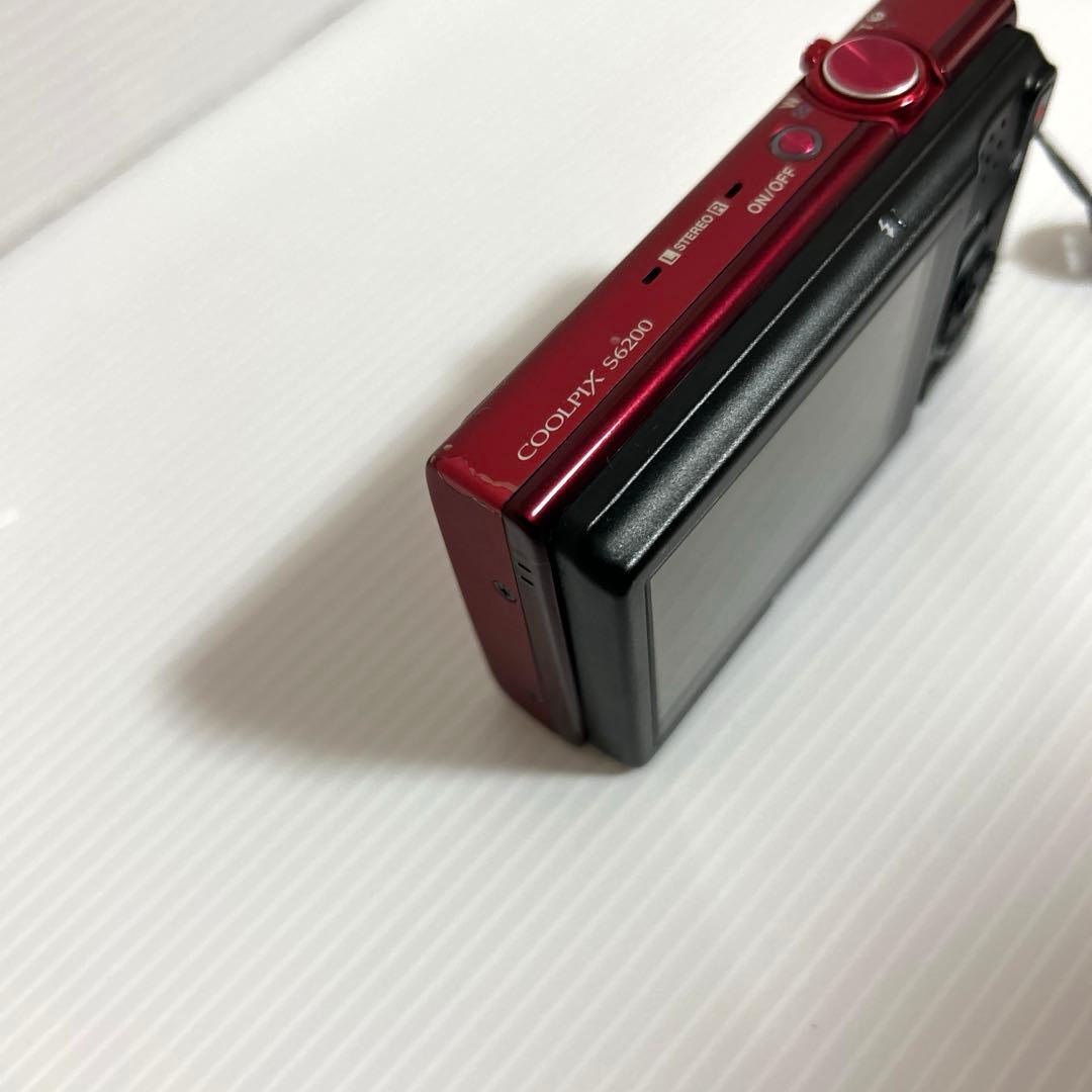 Nikon COOLPIX S6200 ブリリアントレッド　液晶保護シート付き