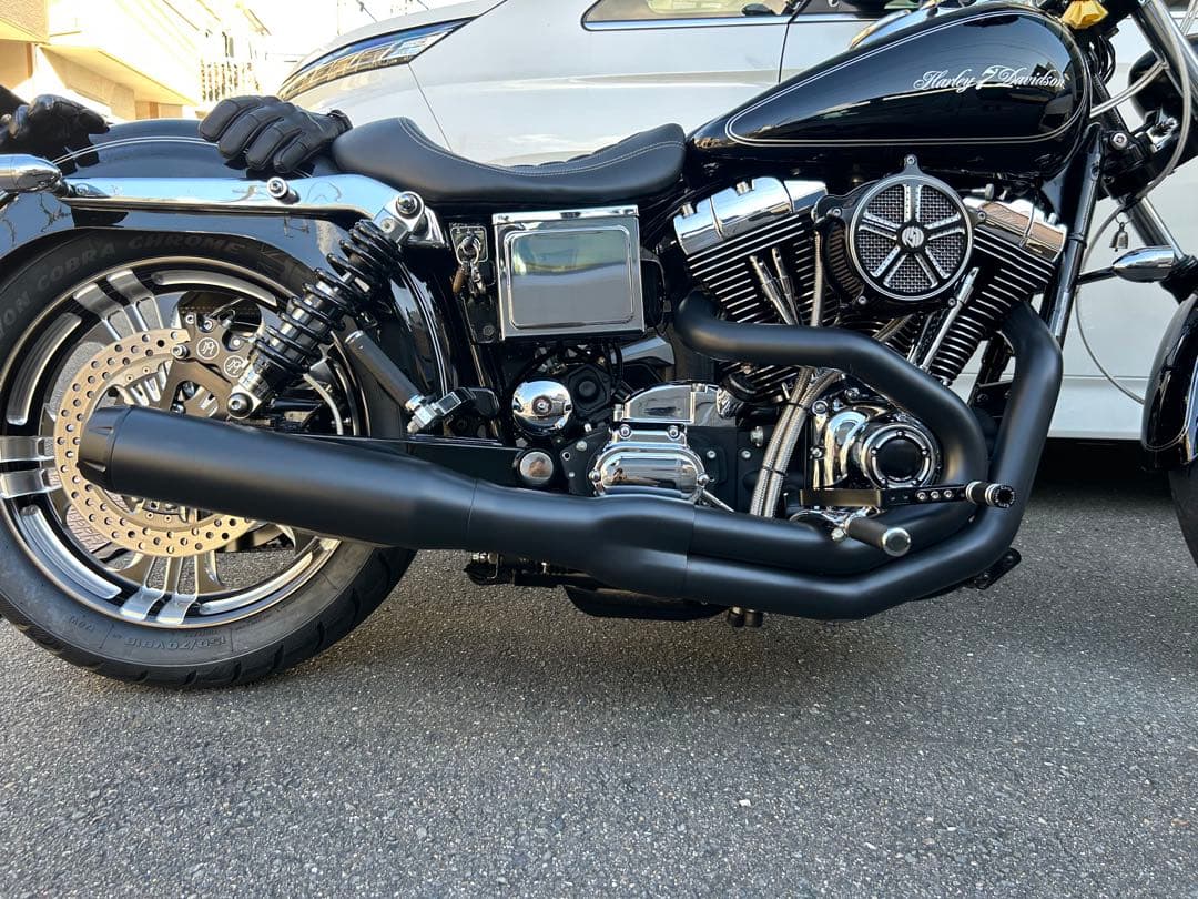 ハーレーダビッドソン　FXDL ダイナ用　BASSANI バッサーニ　マフラー