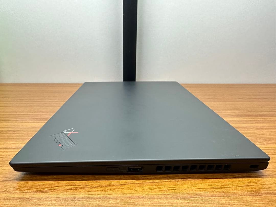 Windowsノート本体 X1 Carbon Gen 8 i7-10510 16Gb 256 2.5K