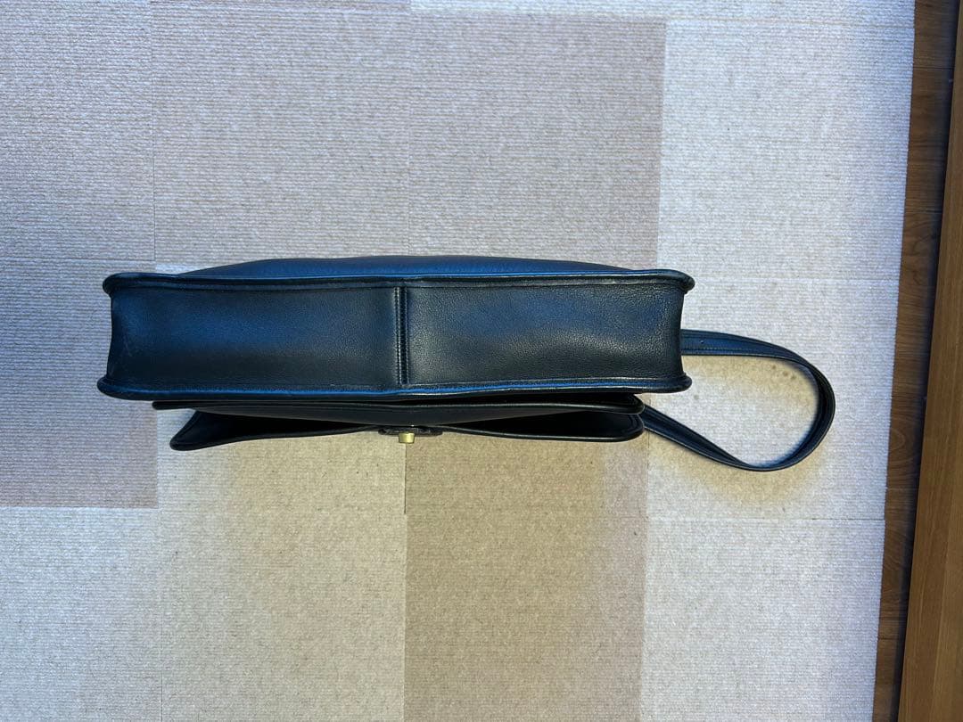 COACH 5180 ブラックレザー ショルダーバッグ