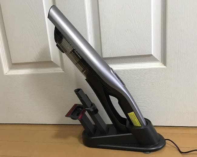 ハンディークリーナー 掃除機 充電スタンド付き ワンタッチゴミ捨て