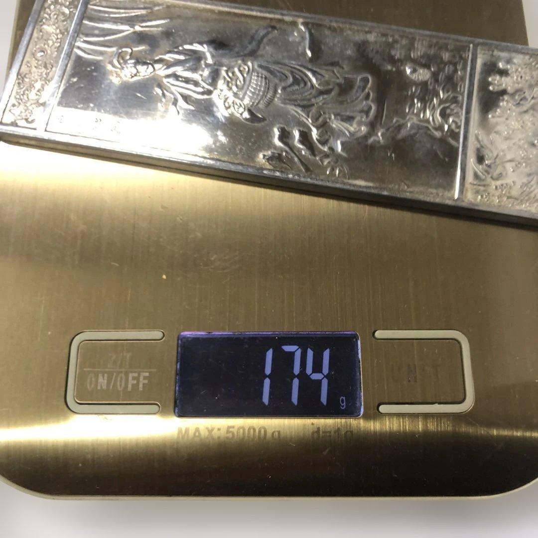 中国、銀足￼ 金属製 女性像 彫刻 装飾品