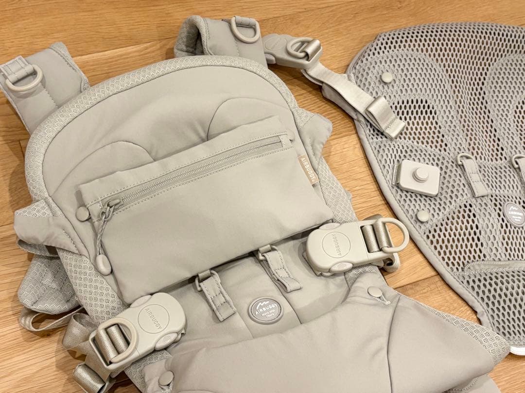 ちょこりん　　✴︎極美品✴︎エアバギー　抱っこ紐　公式バックルカバー付き！