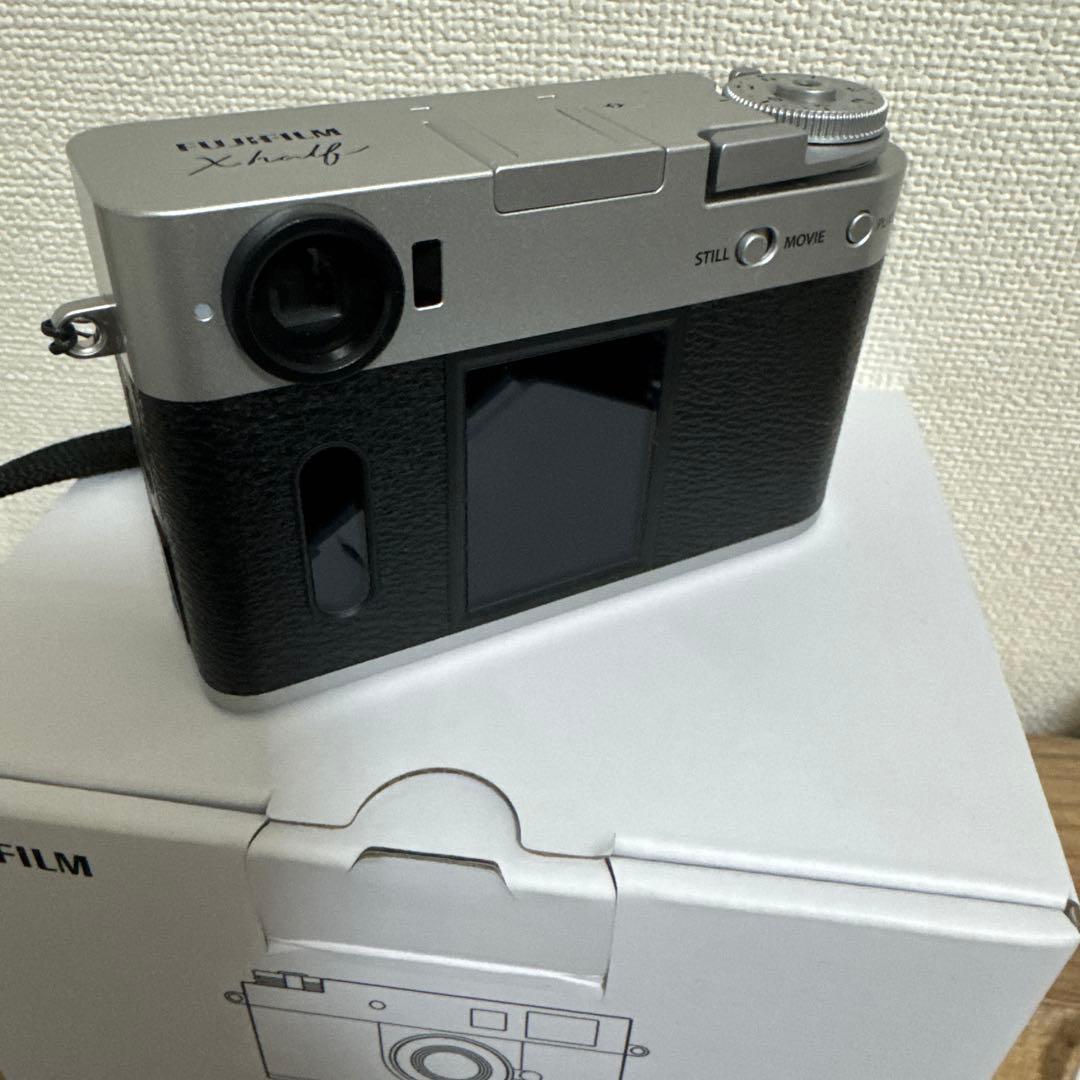 FUJIFILM X-half コンパクトデジタルカメラ