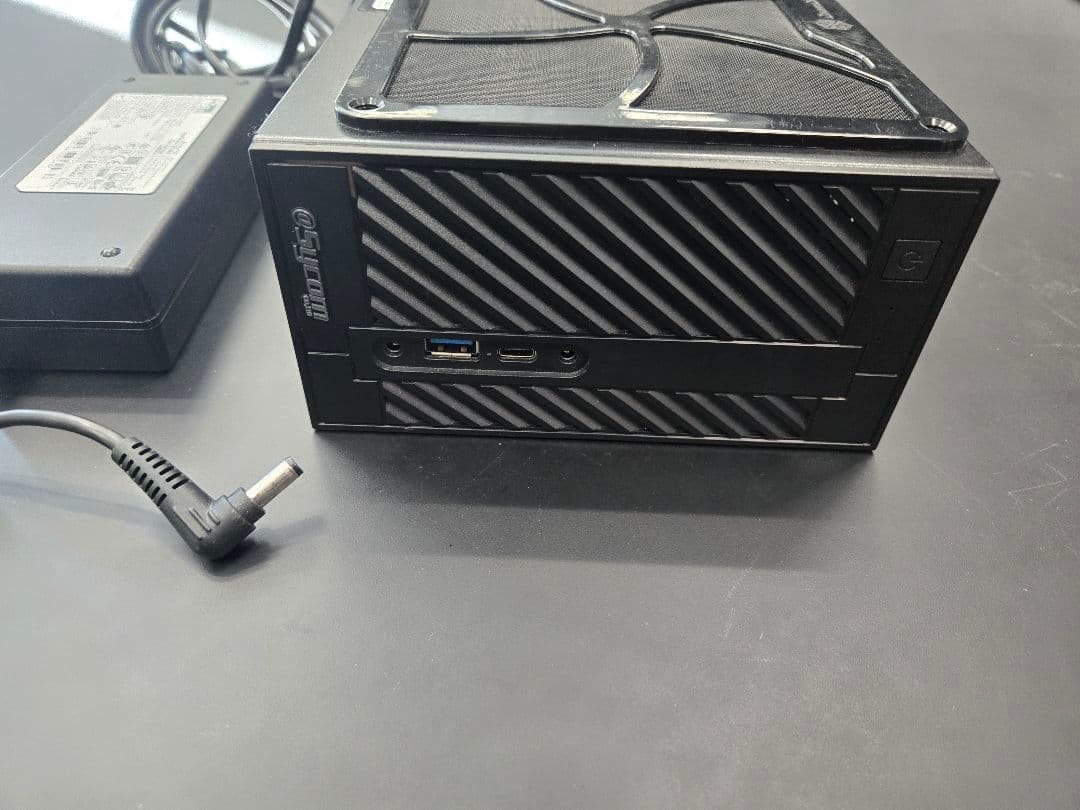 Sycom BTOパソコン　deskmini