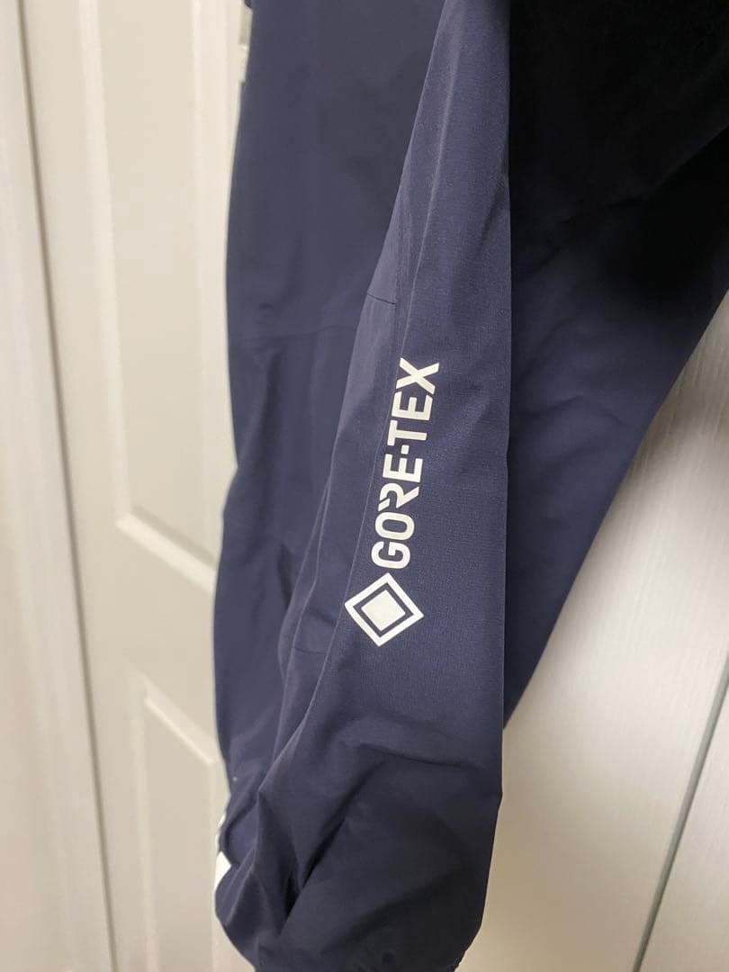 最終値下げ！！Rapha Pro Team Gore-Tex ジャケット