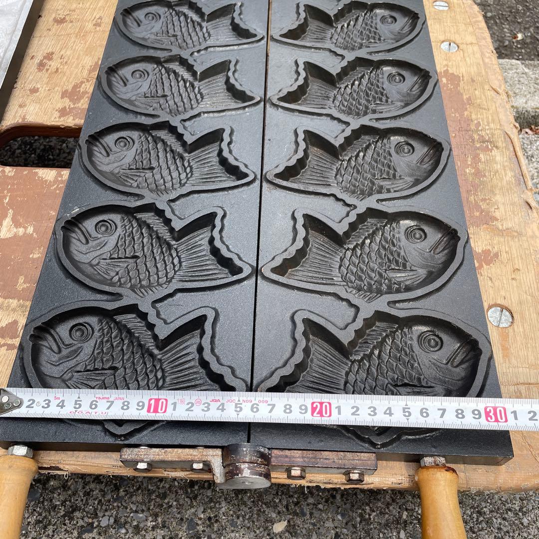 たい焼き器 12匹焼ける　1セット　55.5×32