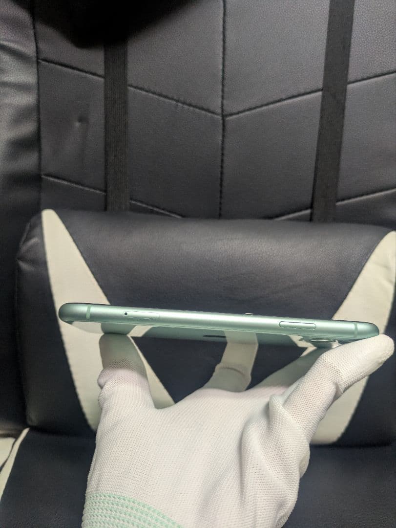 極美品　iPhone11 64gb SIMフリー　緑　グリーン　44