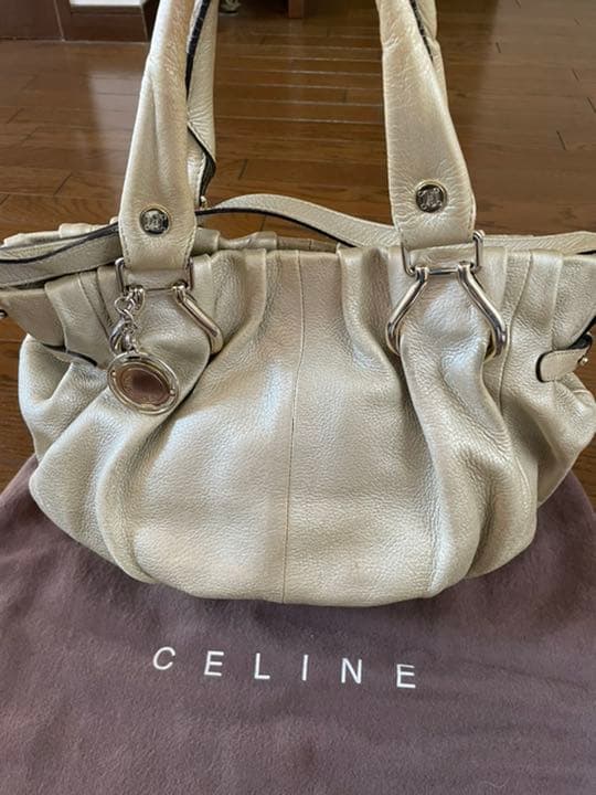 【Sale】CELINE（セリーヌ）ピロースモール
