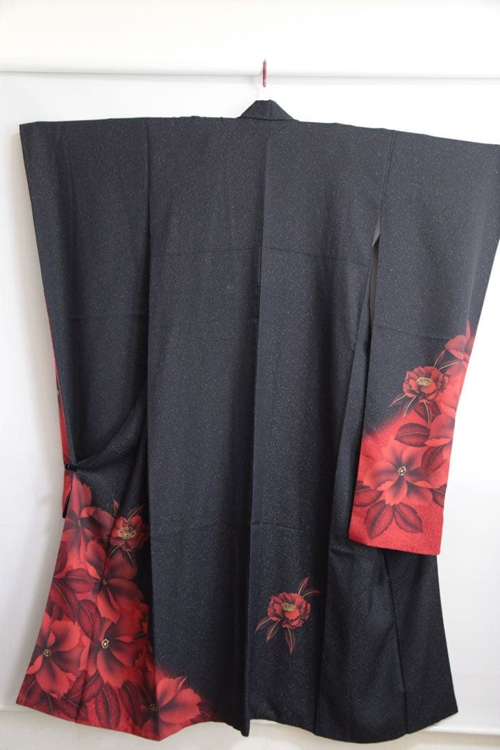 振袖フルセット 美品　黒と赤 モダン クール