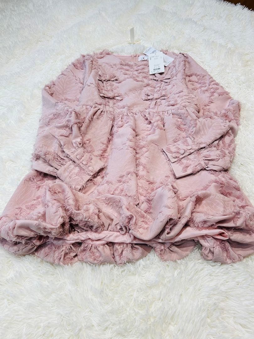 【新品タグ付】merry jenny リボンフリンジジャガードチュニック ピンク