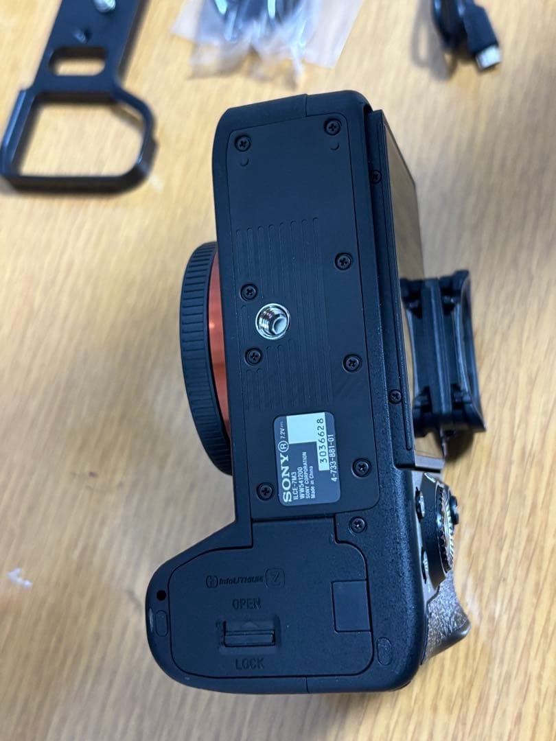 SONY α7 III ミラーレスカメラ 本体