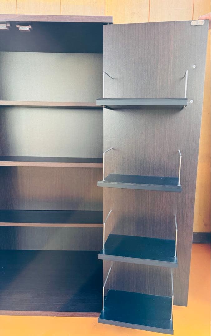 CD・DVD収納ラック 扉付き 大容量 ダークブラウン 93×60×40cm