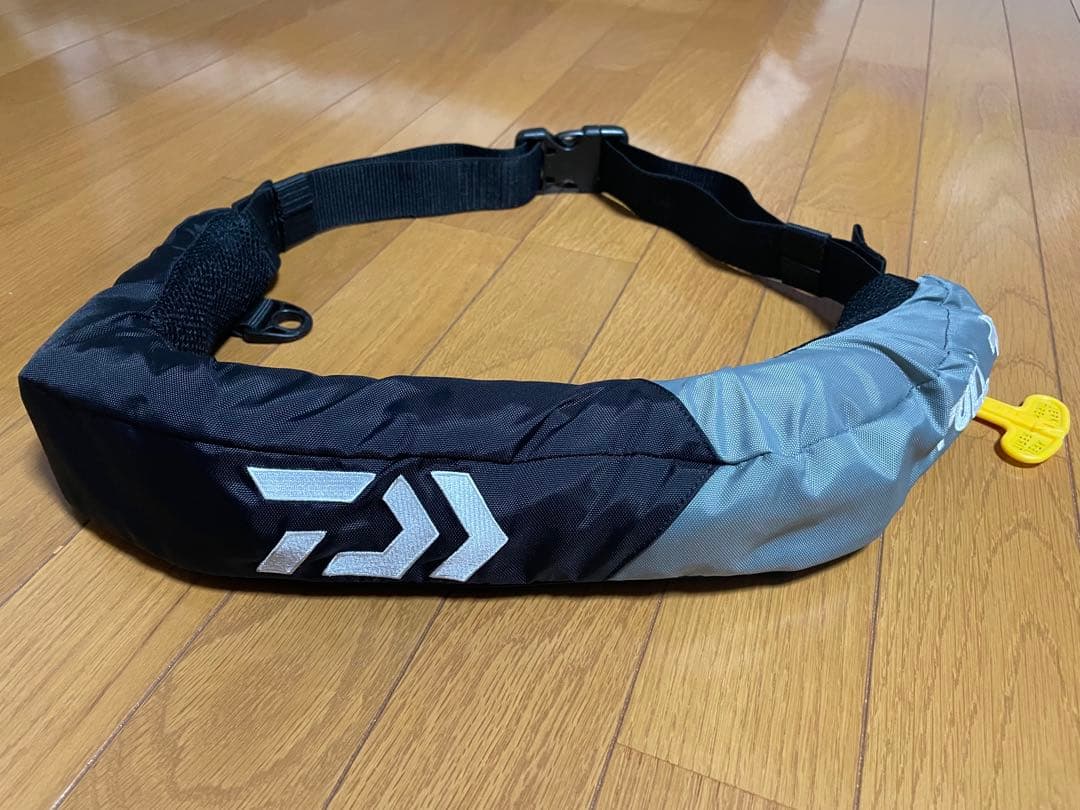 ダイワ　DAIWA ライフジャケット 廃盤　新品未使用