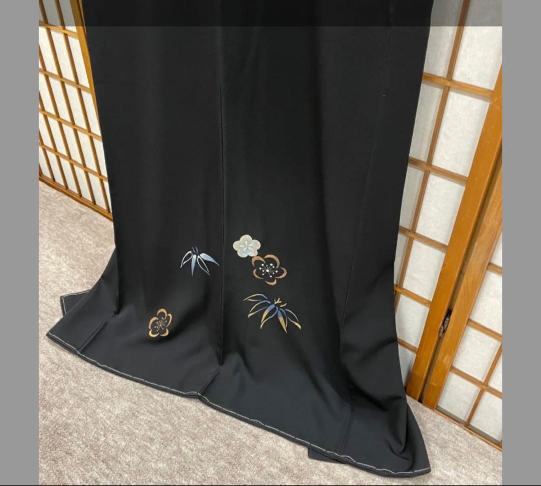 世界に一枚‼︎ 付下げ訪問着‼︎ 黒地・梅と笹（手描き）