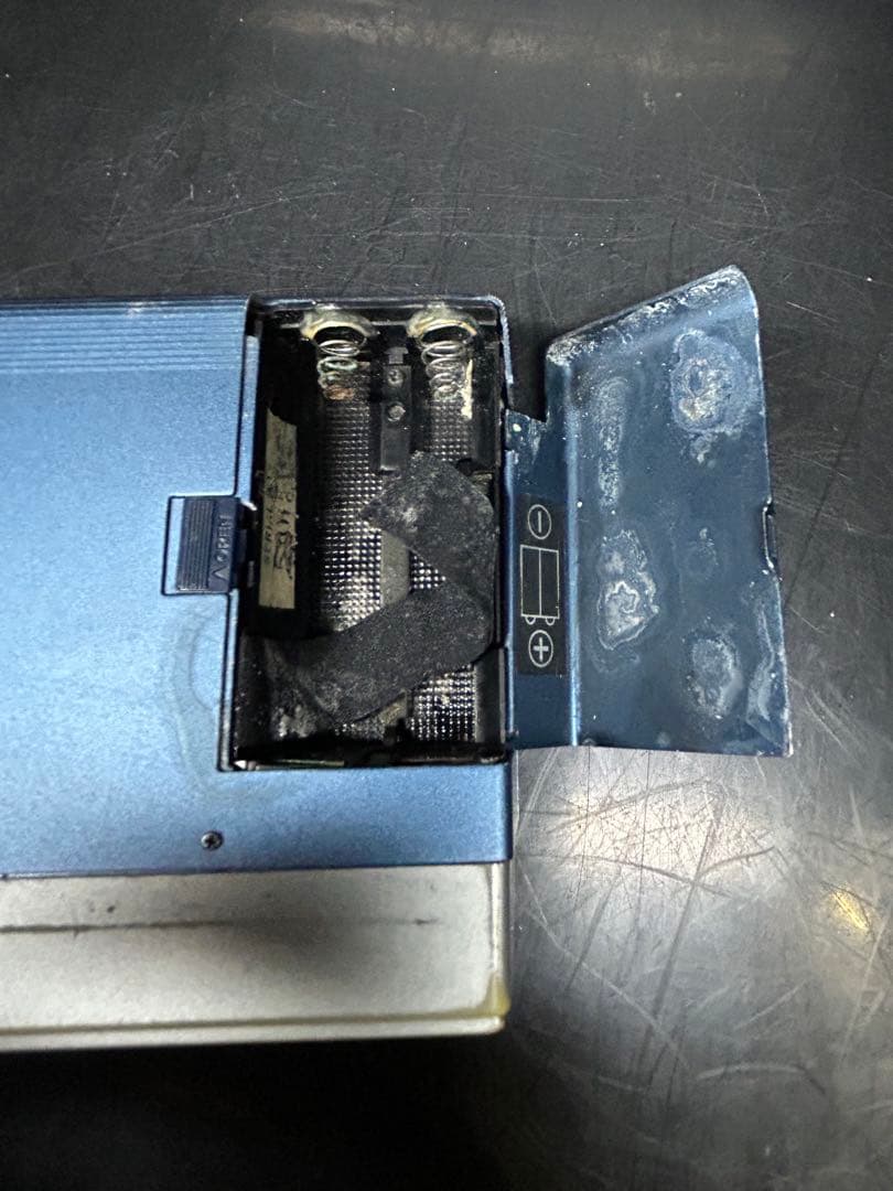 SONY TPS-L2 初代ウォークマン　不動品