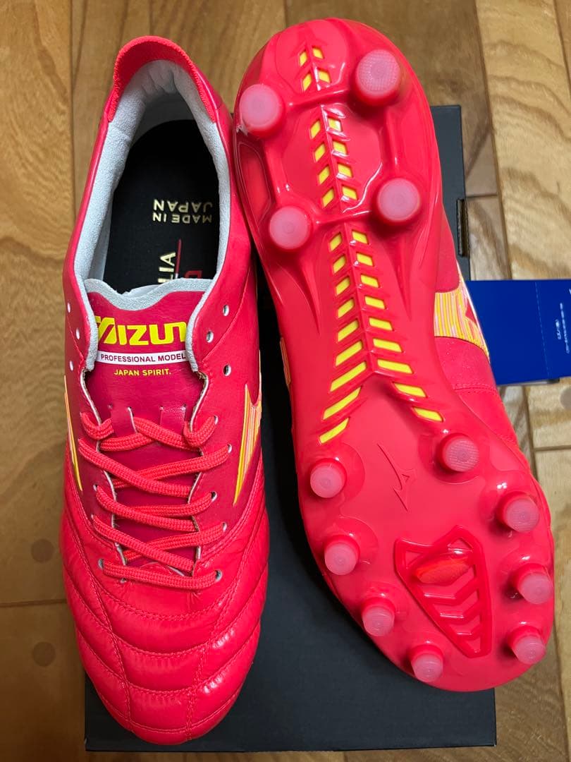 新品　超激レア　限定カラー　ミズノ　モレリア ネオ4 JAPAN 28cm