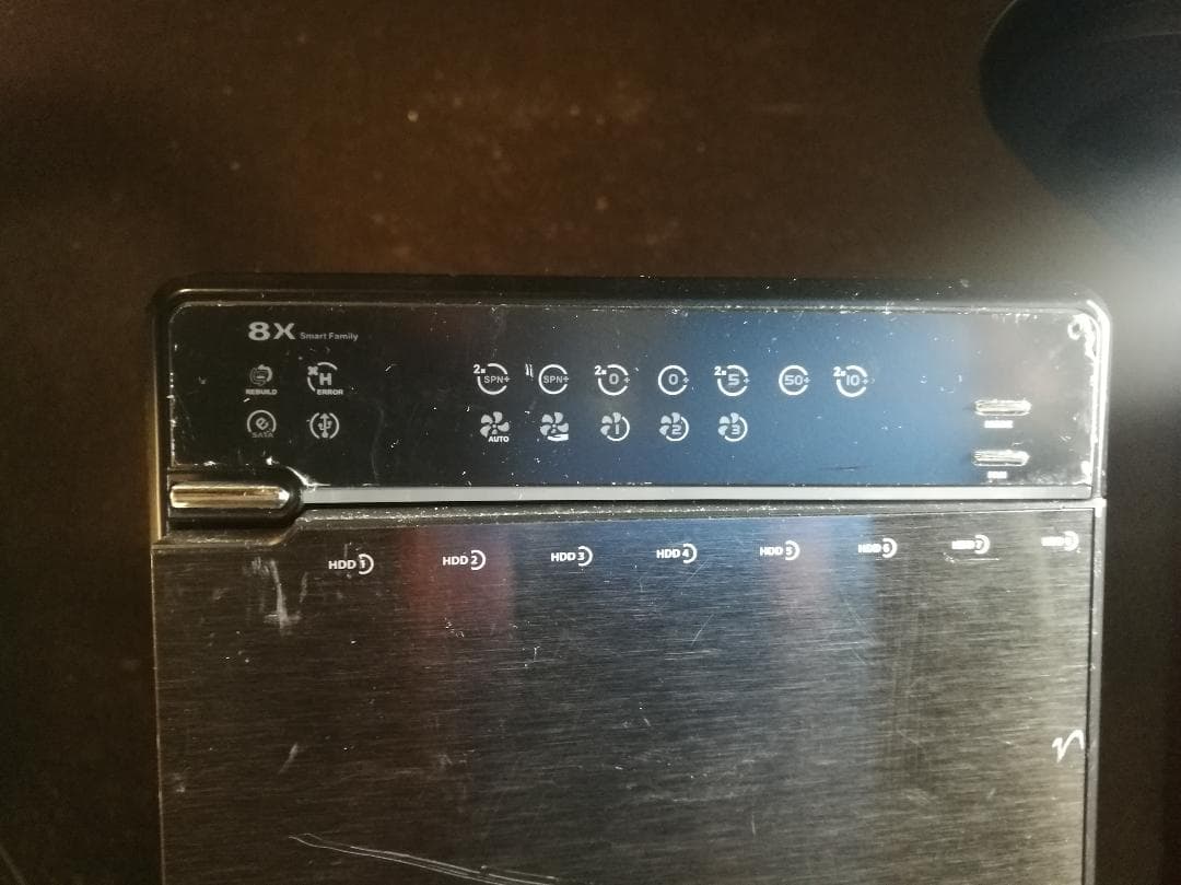 ロジテック LHR-8BRHEU3 8ベイ 外付け USB HDD ケース