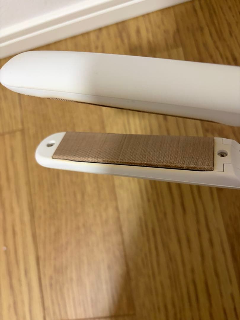 キヌジョ　kinujo ストレートヘアアイロン