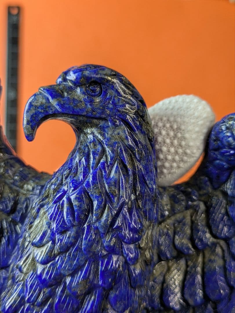 天然石 ラピスラズリ の 鷲【ワシ】 の 置物です。一点物！工芸品！ランクはＡ5