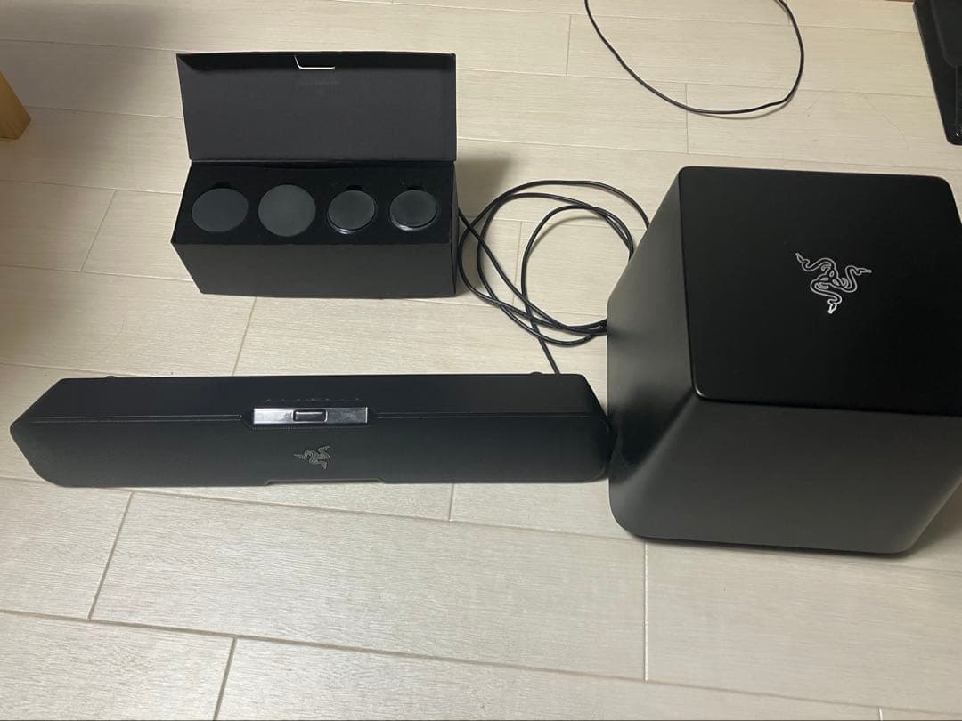 Razer Leviathan サブウーハー付きスピーカー