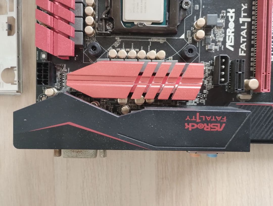 CPU： i7-6700K、MB：ASRock H170 PERFORMANCE