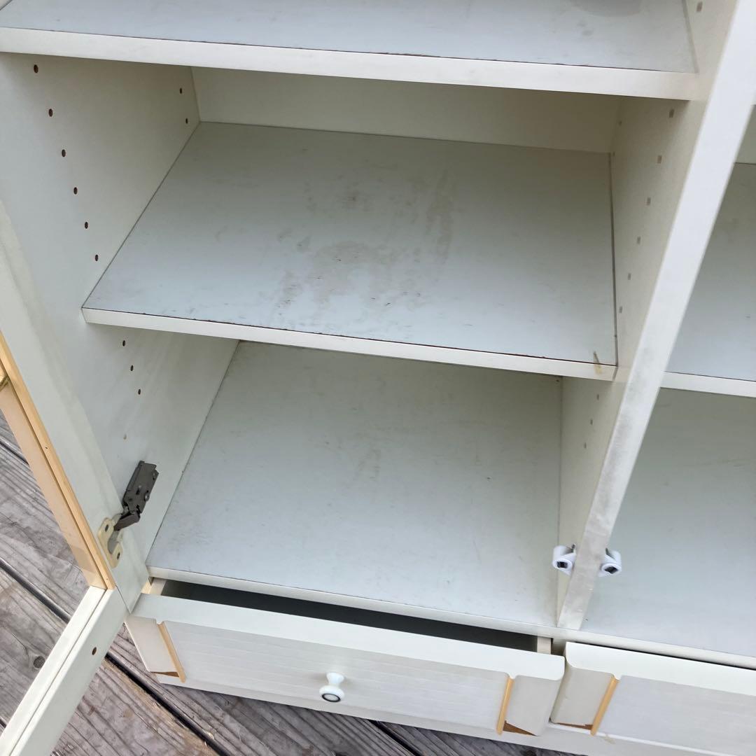 昭和レトロ ガラス扉 窓枠風 木製サイドボード 飾り棚 カップボード 古家具