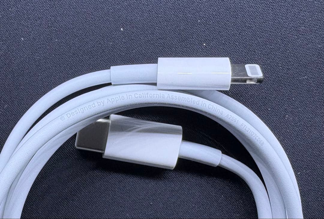 超美品 Apple iPhone 13 スターライト 256GB