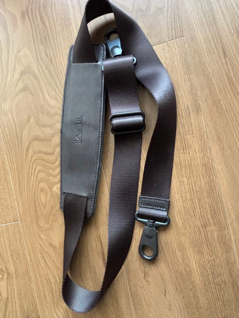 未使用品訳ありTUMI トゥミ　ビジネスバッグ ブラウン　2Way