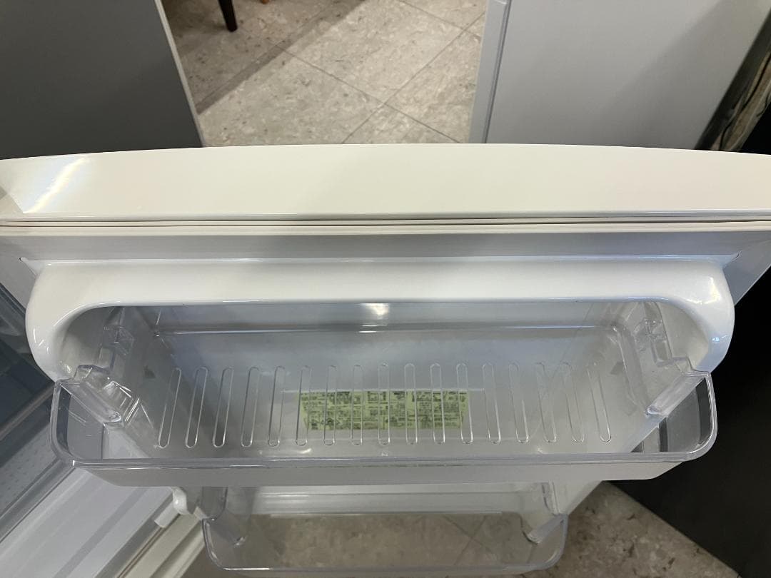 SHARP 冷凍冷蔵庫 SJ-D14EW 137L 2019年製